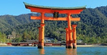 Sightseeing in Miyajima