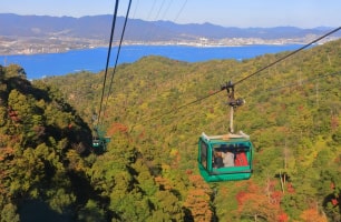 Hiking & ropeway experience